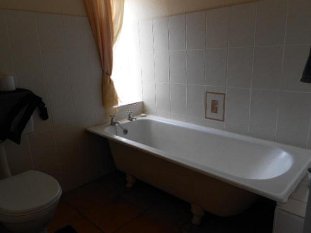 Sutherland Guest House Luaran gambar