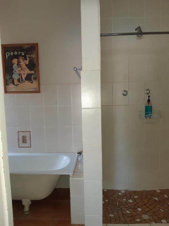 Sutherland Guest House Luaran gambar